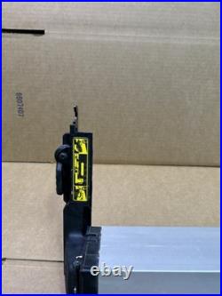 DEWALT DWE7485 8-1/4 Corded Electric Jobsite Table Saw Rip Fence Z580