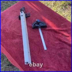 Delta TS200LS 10 Inch table saw Rip Fence & Miter Saw