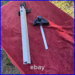 Delta TS200LS 10 Inch table saw Rip Fence & Miter Saw