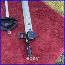 Delta TS200LS 10 Inch table saw Rip Fence & Miter Saw