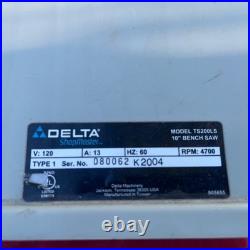 Delta TS200LS 10 Inch table saw Rip Fence & Miter Saw
