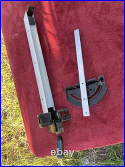 Delta TS200LS 10 Inch table saw Rip Fence & Miter Saw