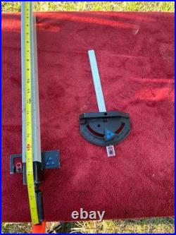 Delta TS200LS 10 Inch table saw Rip Fence & Miter Saw